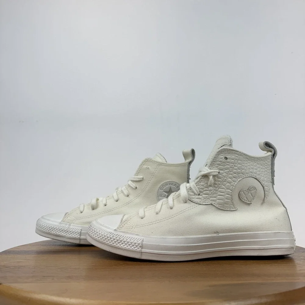 New Womens Converse Chuck Taylor All Star High Western Embroidery Sneaker Sz 8.5 - Picture 2 of 8